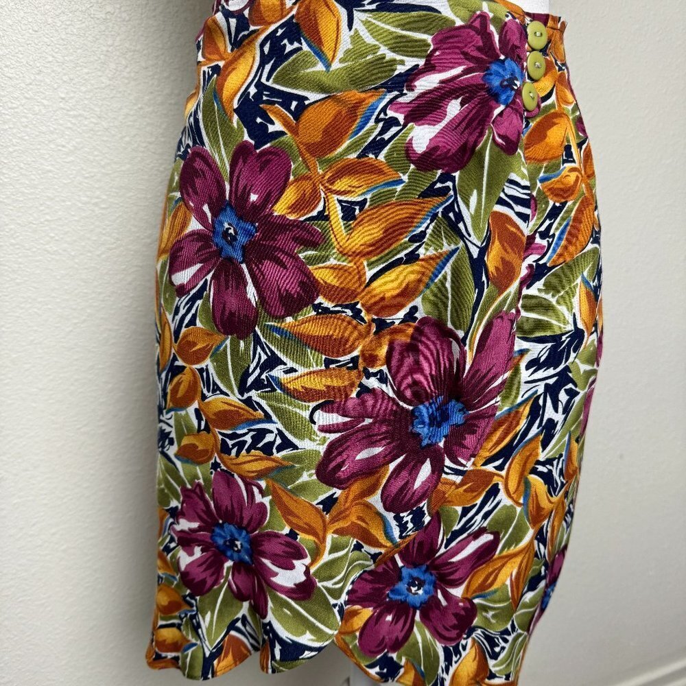 Vintage 80s 90s Wrap Skirt Floral Buttons close  Rayon Size 12